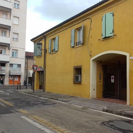 Апартаменты Residenza Giulietta Римини Экстерьер фото